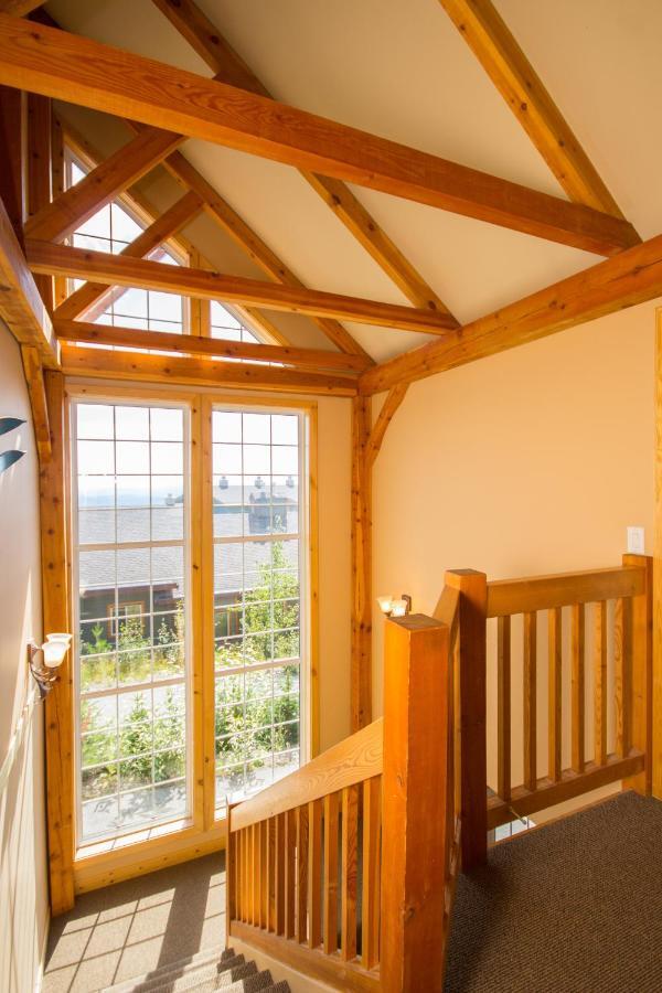 3 Bedroom 3 Bath Ski In Ski Out With Private Hot Tub Big White Eksteriør billede